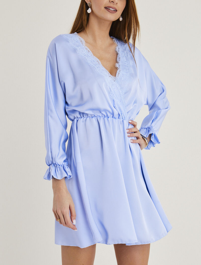 Robe satinée à décolleté dentelle - bleu ciel - 4