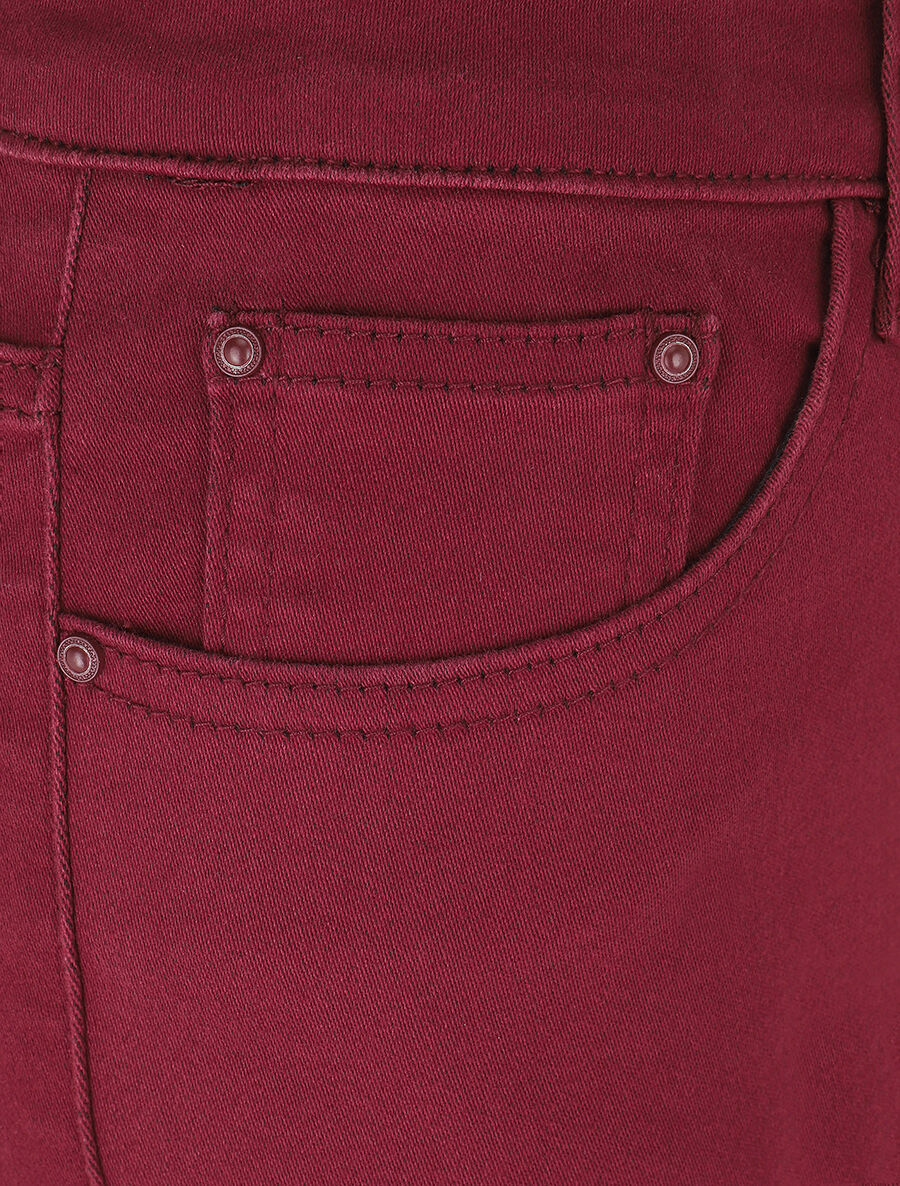 Jean uni coupe slim - Rouge grenat - 3
