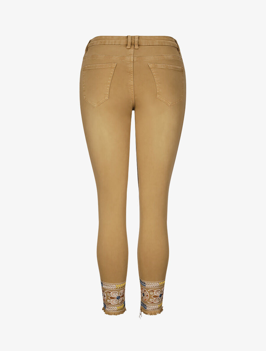 Jean 7/8 à bords coupe franche et ornés de broderies - Camel - 2