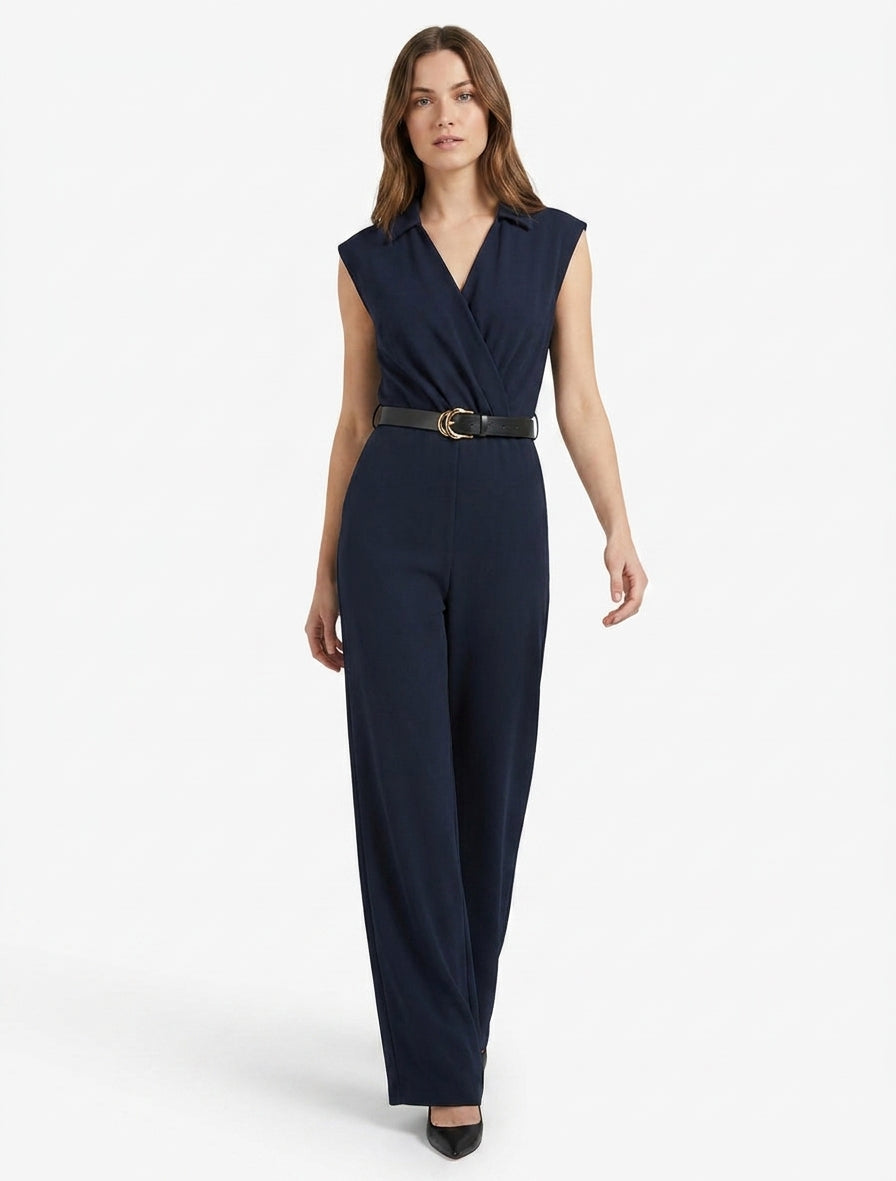 Mouwloze, wijde jumpsuit met overslagkraag - Marine