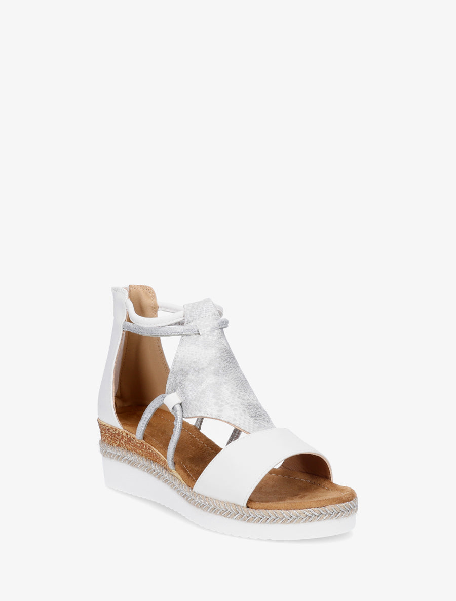 Geprinte parelmoer python sleehakken sandalen - Wit