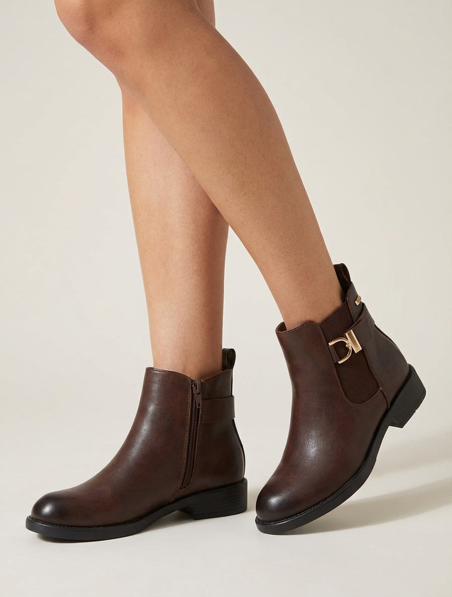 Enkellaarsjes met elastische enkel en decoratieve gesp - Bruin