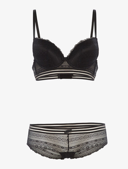 Ensemble SG et shorty à lignes graphiques - noir - 1