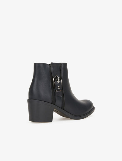 Bottines à quartier orné d&