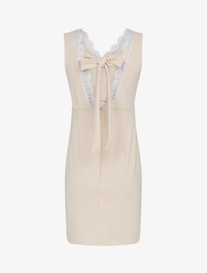 Robe moulante à détails dentelle - beige - 2