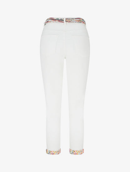 Hoog getailleerde slim fit jeans met fantasiezakken - Wit