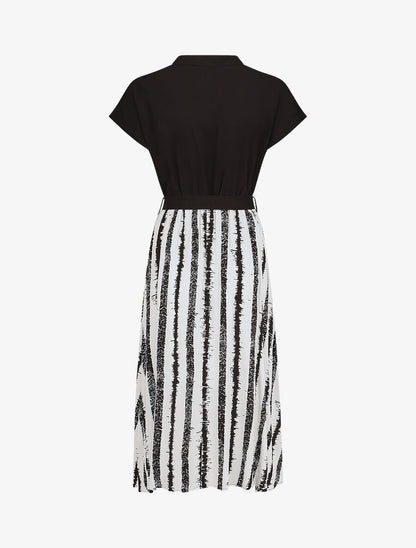 Robe longue élastiquée à jupe imprimé rayures - Blanc - 2