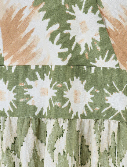 Robe longue graphique à fines bretelles - Vert amande - 3