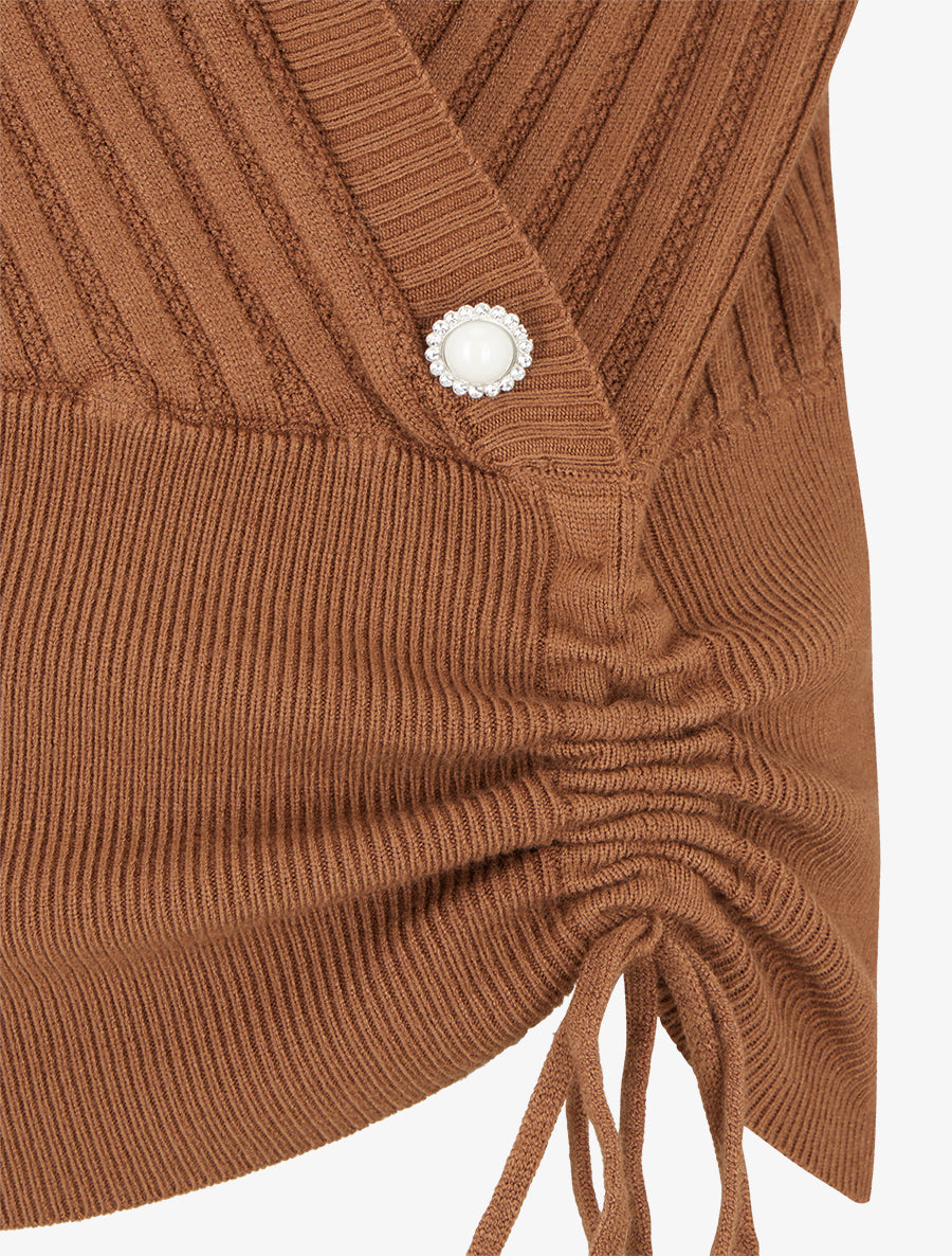 Pull à col V et boutons décoratifs strassés - Camel - 3