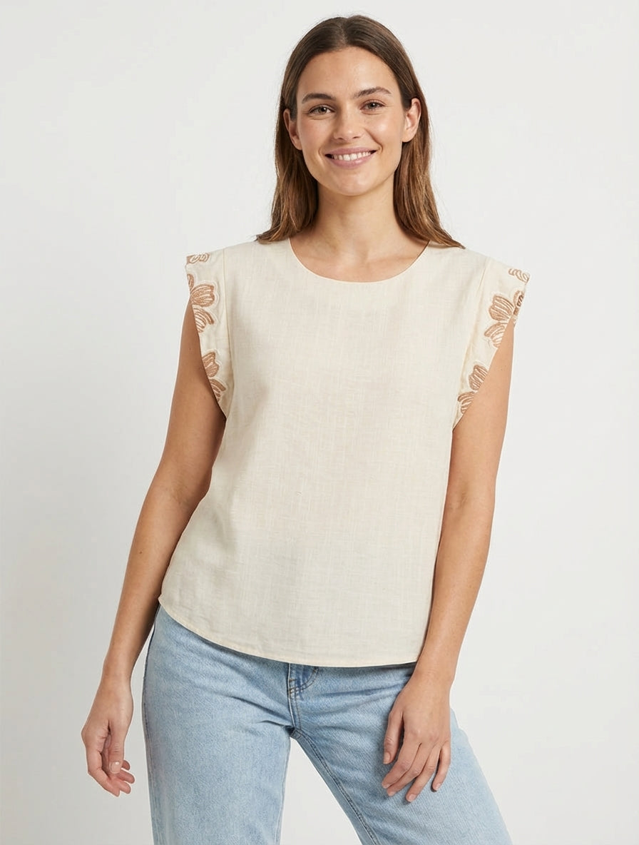 Top met geborduurde mouwtjes. - Beige