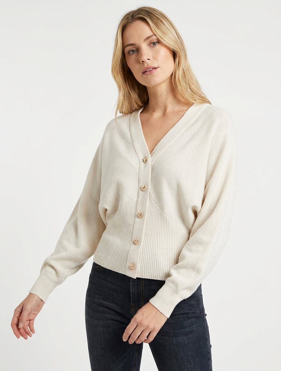 Trui met decoratieve hartjesknopen - Beige
