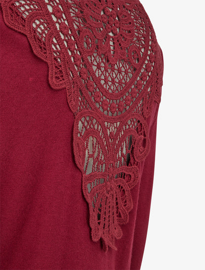 Trui met watervalhals en gehaakte achterkant - Bordeaux