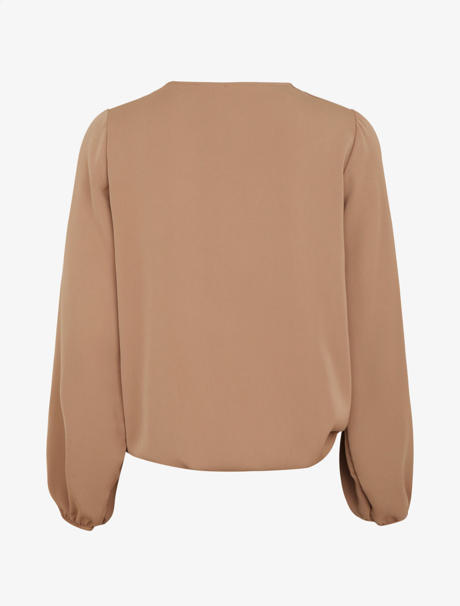 Top fluide à col asymétrique et bijoux doré - Taupe - 2