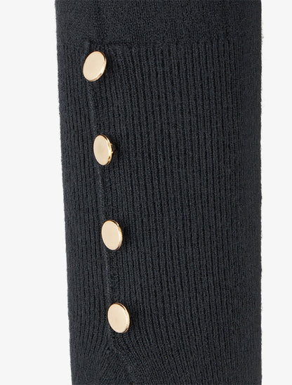 Pull fin à col roulé et boutons décoratifs - Noir - 3