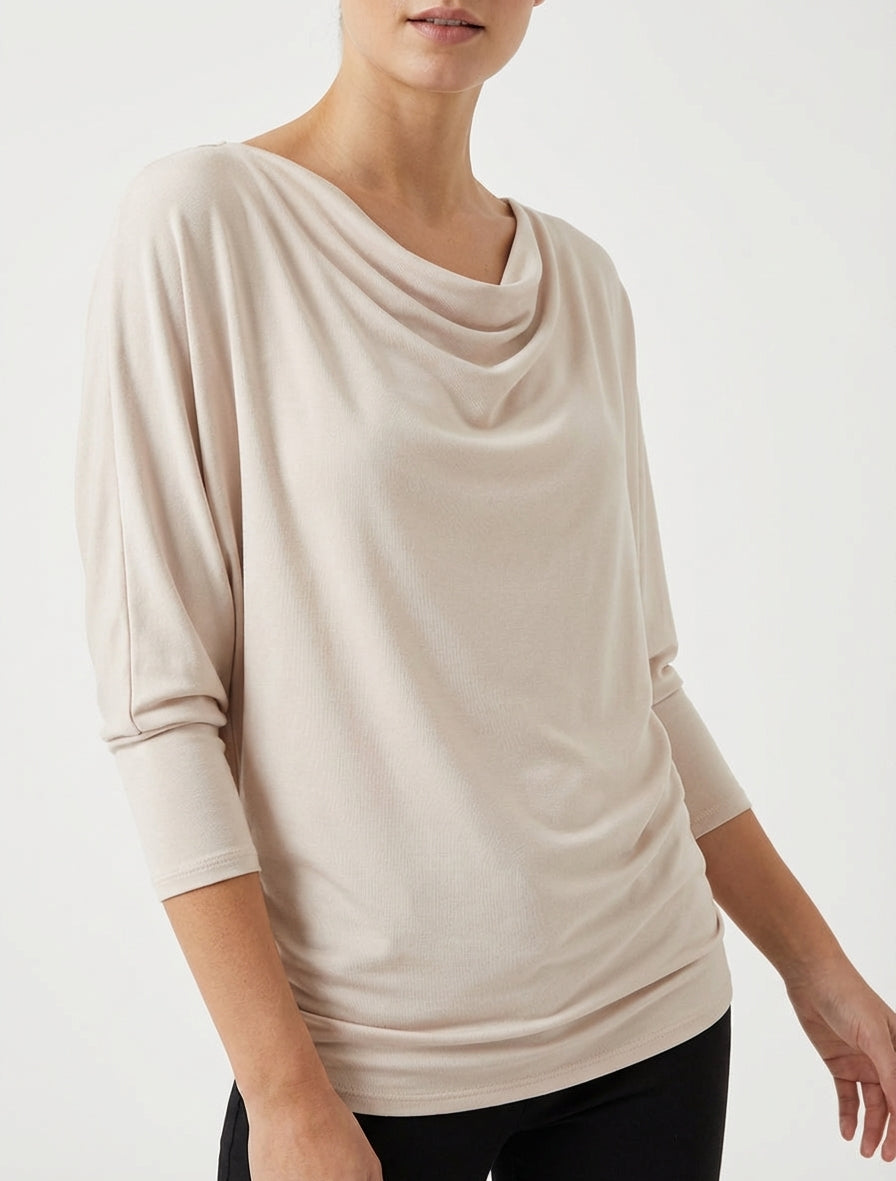 Soepelvallend top met 3/4 vleermuismouwen - Beige