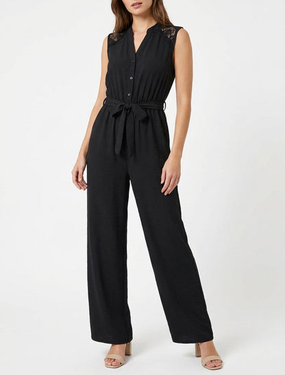 Knoopsluiting jumpsuit met kanten schouders - Zwart