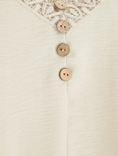 Caraco à boutons décoratifs et broderie - Beige - 3