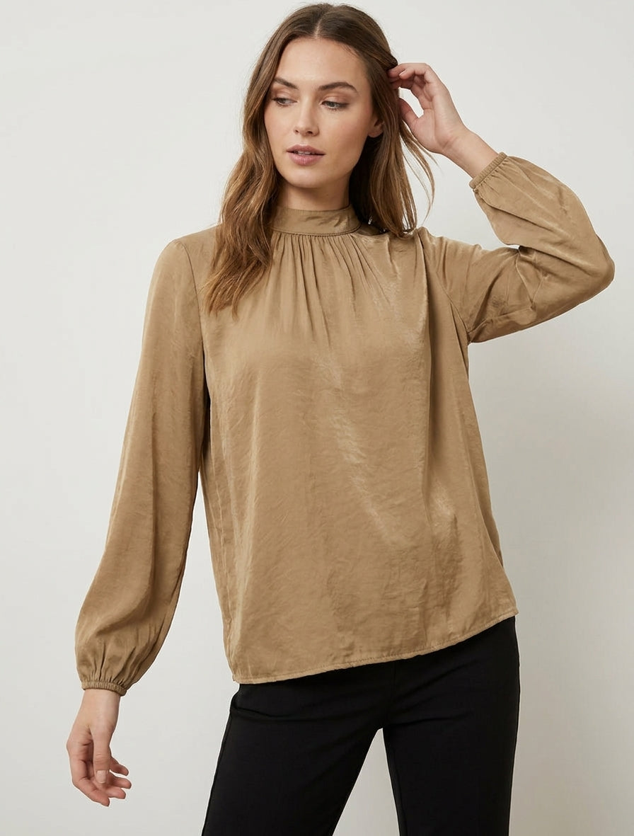 Satijnen blouse met elastische boorden - Kameel
