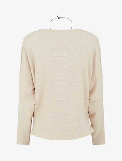 Geribde trui met vleermuismouwen en watervalhals. - Beige