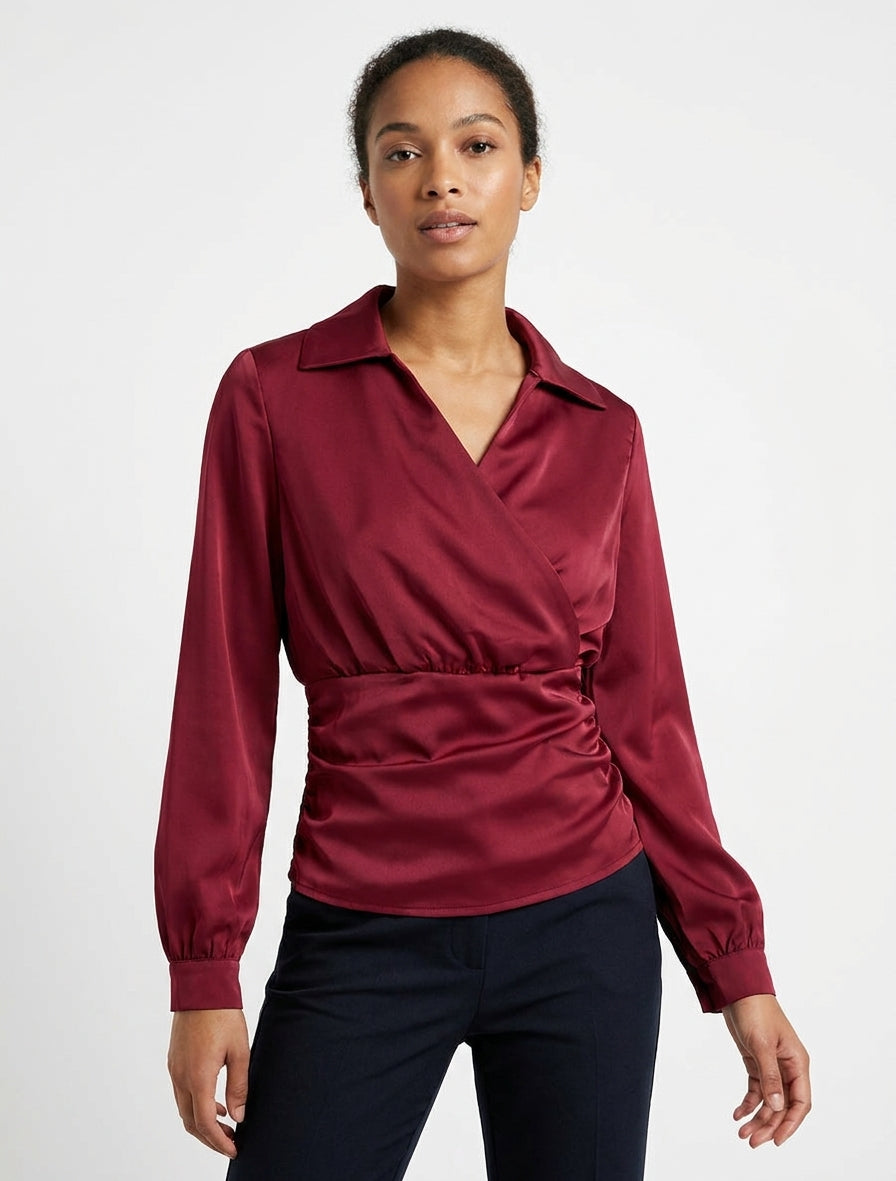 Getailleerde top met satijnlook en overslagkraag - Bordeaux