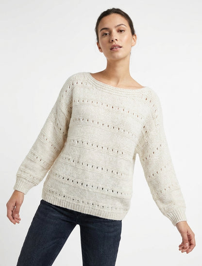 Ruime trui met boothals in fantasietricot. - Ecru