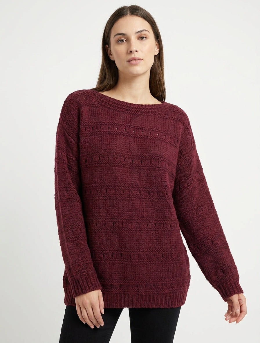 Ruime trui met boothals in fantasietricot. - Wijnrood