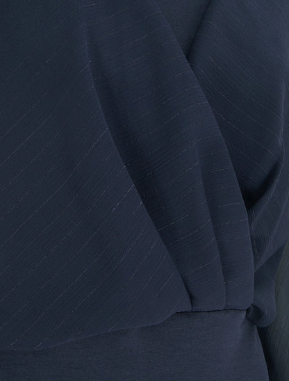 Top à manches style chauve-souris et détail irisé - Marine - 3