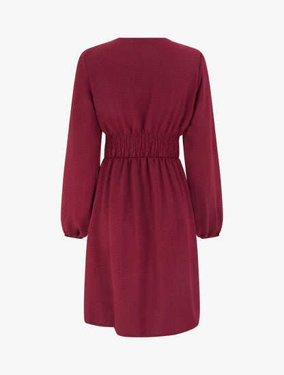 Robe à col cache-coeur et bijou martelé - Lie de vin - 2