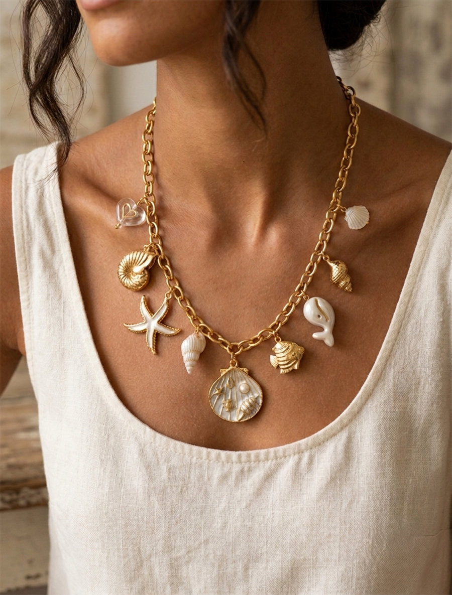 Fantasieketting met maritiem en hartmotief - Beige