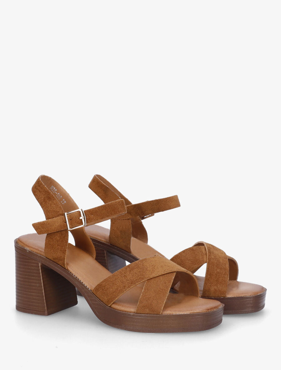 Sandales en suédine à brides croisées - Camel - 4