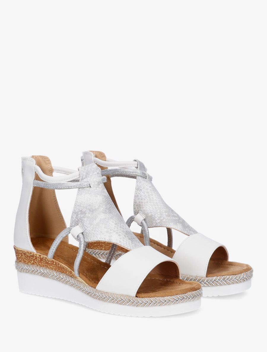 Geprinte parelmoer python sleehakken sandalen - Wit