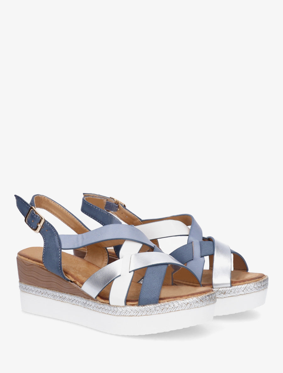 Sleehak sandalen met gekruiste bandjes - Blauw