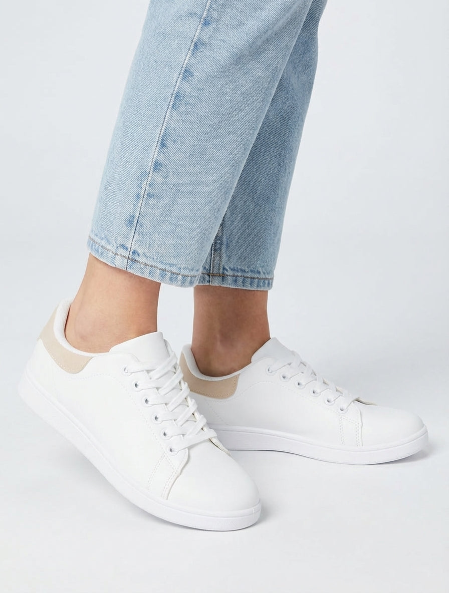 Klassieke sneakers van imitatieleer - Beige