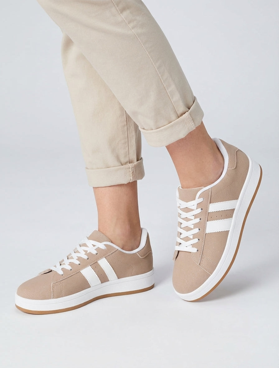 Sneakers in nubucklook met contrasterende banden - Mol