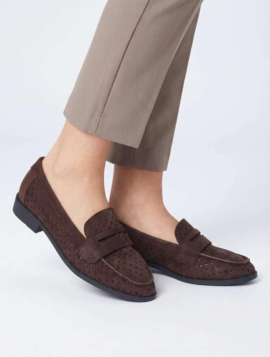 Geperforeerde mocassins van suèdine - Bruin
