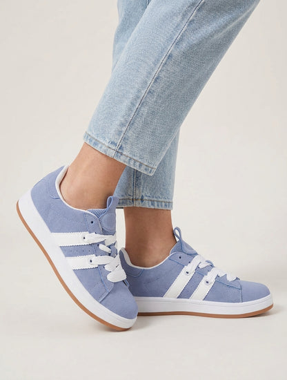 Effen sneakers met contrasterende strepen - Blauw