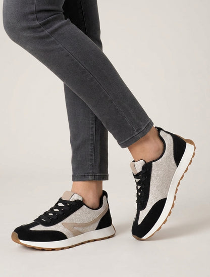 Sneakers met stoffen inzetstukken en nubuck-effect - Zwart