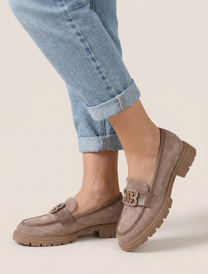 Suède loafers met decoratieve gesp - Mol