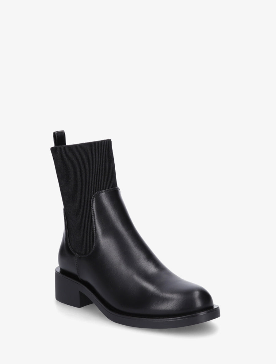 Bottines élastiquées en simili - Noir - 2