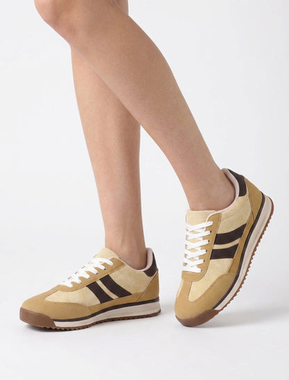 Sneakers van suèdine en nubuck-effect - Geel