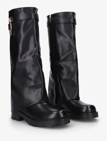 Bottes en simili à revers et bijou cadenas - Noir - 4