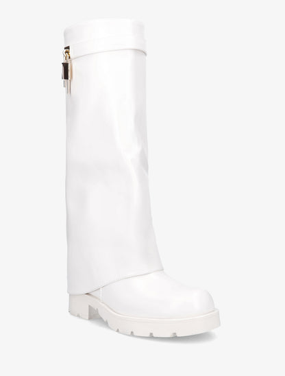 Bottes en simili à revers et bijou cadenas - Blanc - 2