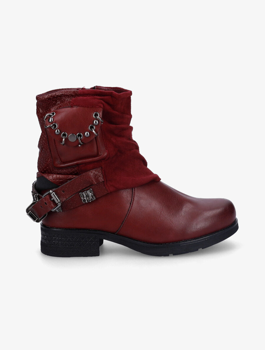 Bottines à pochette cloutée et sangles - Bordeaux - 2
