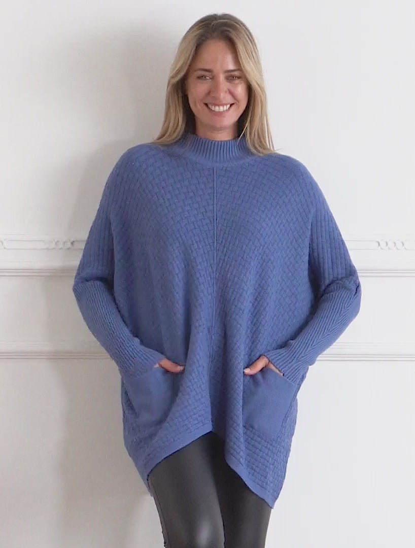 Asymmetrische poncho met opstaande kraag - Blauw